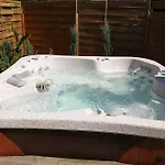 A Restaurace U Hroznu Vendégház Velké Bílovice