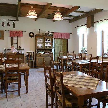 A Restaurace U Hroznu Velké Bílovice