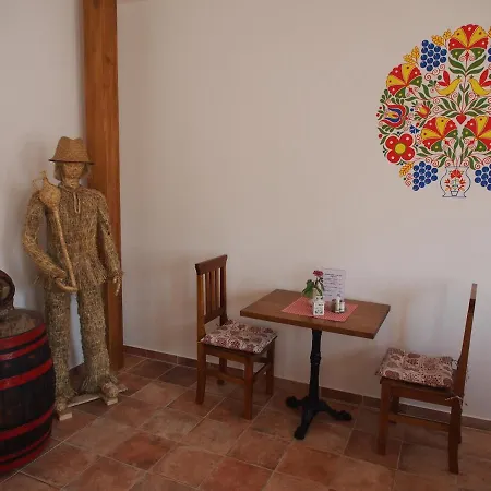 A Restaurace U Hroznu Velké Bílovice
